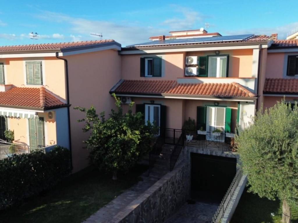 Villetta a schiera a Giugliano in campania in Via San Nullo, 179 - Foto 4