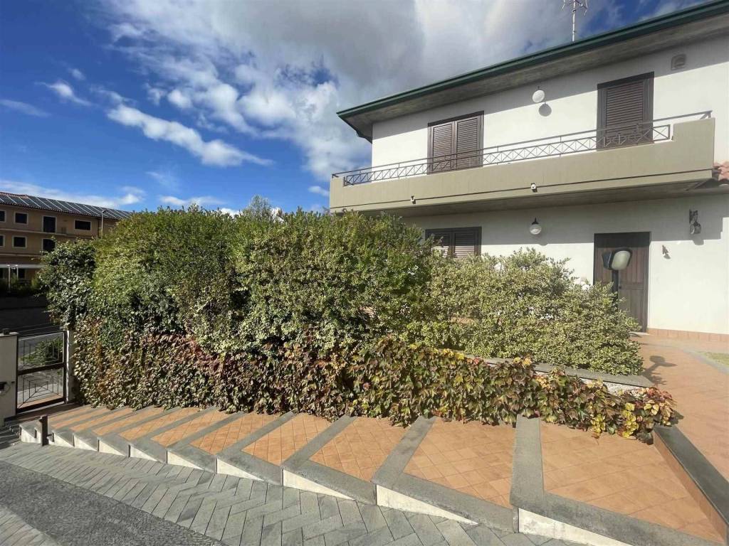 Villa a Mascalucia in Via del Bosco - Foto 3