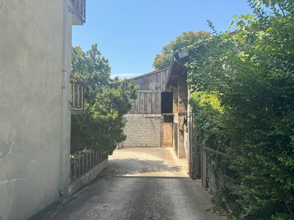 Rustico / casale a Roncà in Piazza Guglielmo Marconi - Foto 3