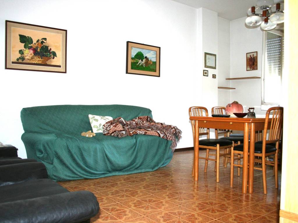 Appartamento a Falconara marittima in Via Guglielmo Marconi - Foto 2