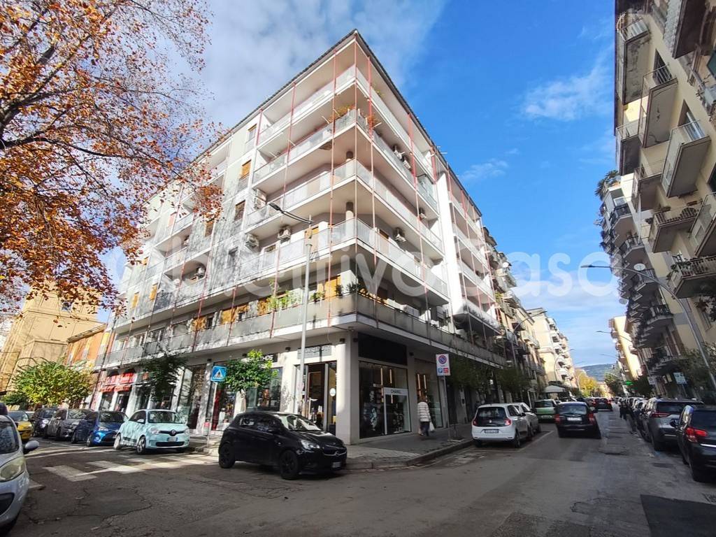 Appartamento a Caserta in Via Francesco Ricciardi - Foto 2