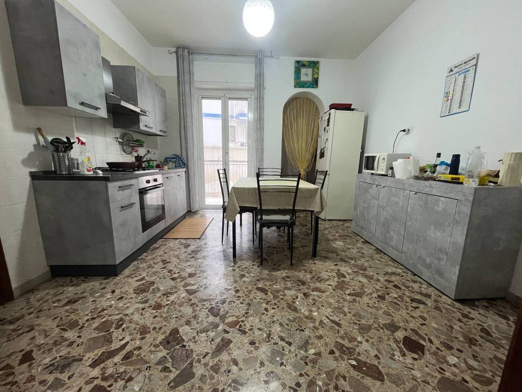 Appartamento a Valenzano in Via Piave - Foto 4