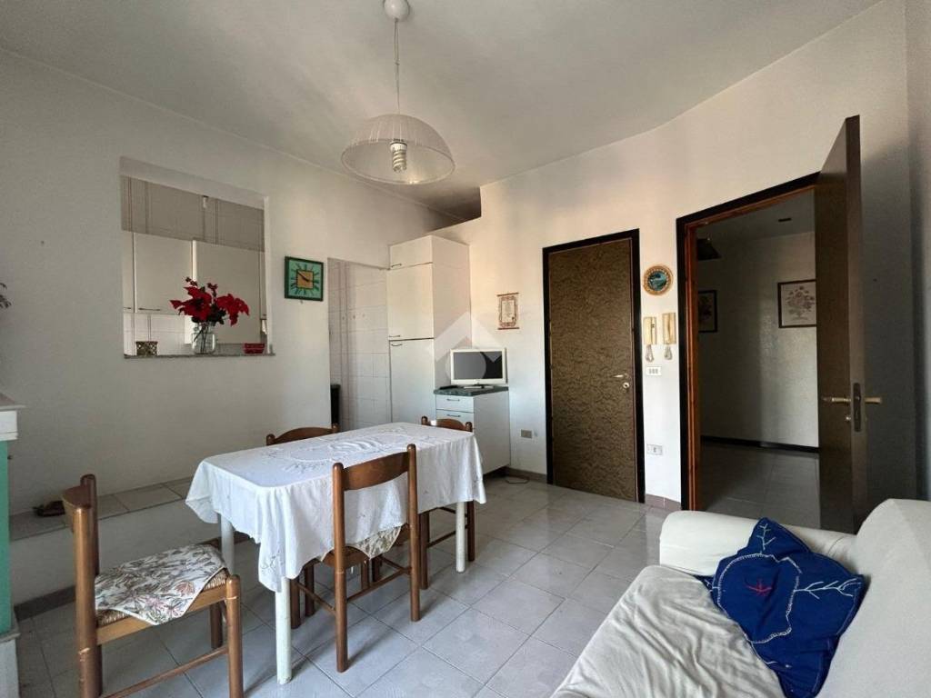 Appartamento a Corigliano-rossano in Via Petrarca - Foto 2