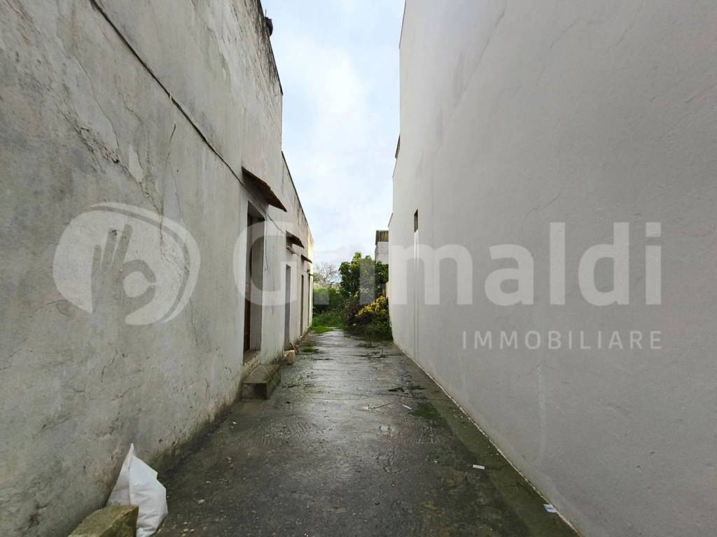 Casa indipendente a Sannicola in Via D'Annunzio, 7 - Foto 5