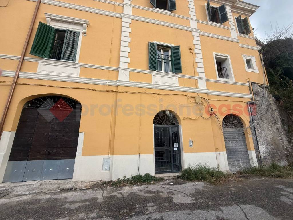 Appartamento a Tivoli in Viale Giuseppe Mazzini, 51 - Foto 2