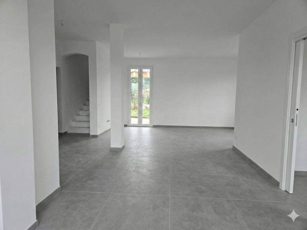 Villetta a schiera a Cantello in Via Antonio Turconi, 10 - Foto 4