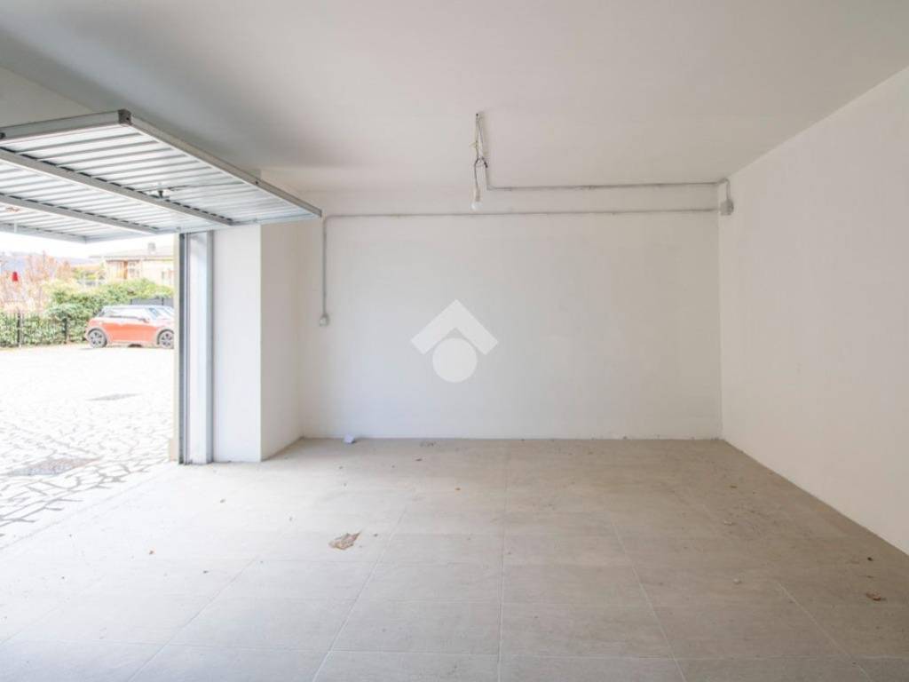 Box / garage a Rieti in VIA DIONIGI, 14 - Foto 2