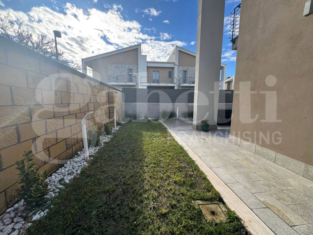 Villa a Marino in via J.Kennedy, 13 - Foto 2