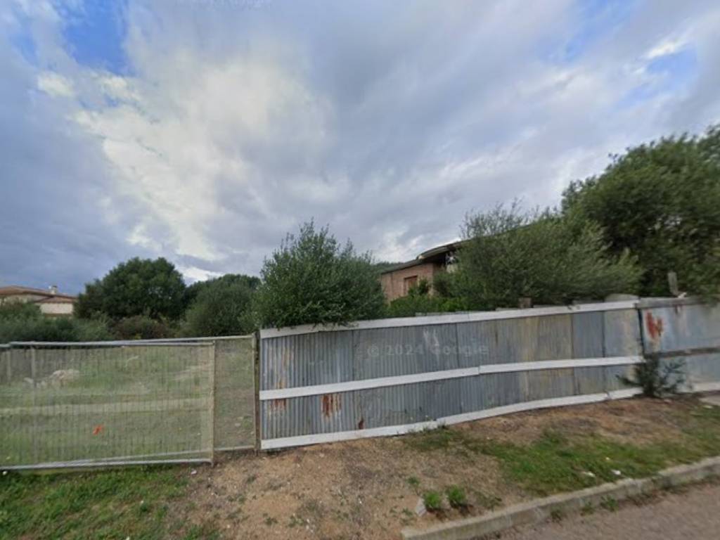 Terreno a Arzachena in Via Giovanni Maria Orecchioni - Foto 2