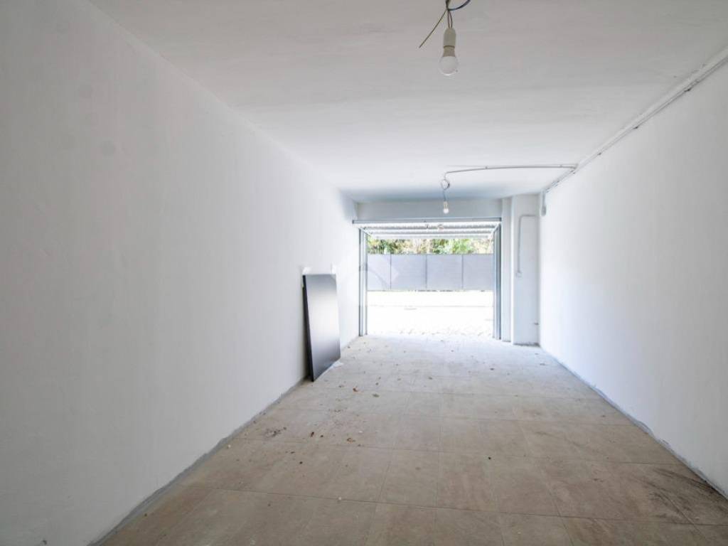 Box / garage a Rieti in VIA DIONIGI, 14 - Foto 2