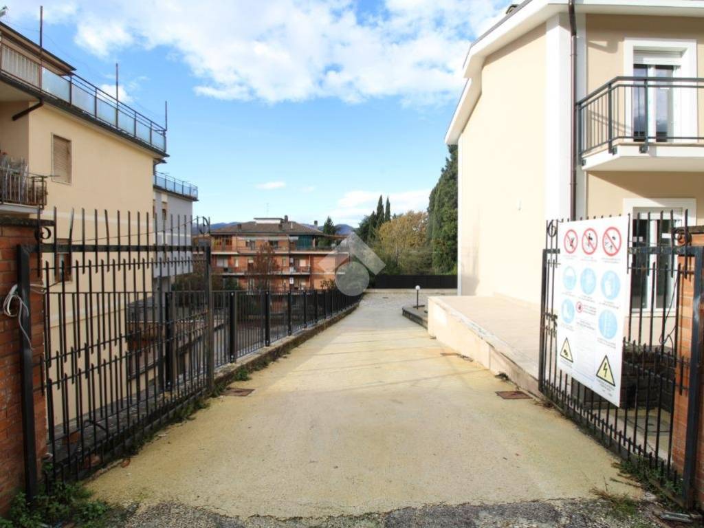 Box / garage a Rieti in VIA DIONIGI, 14 - Foto 5