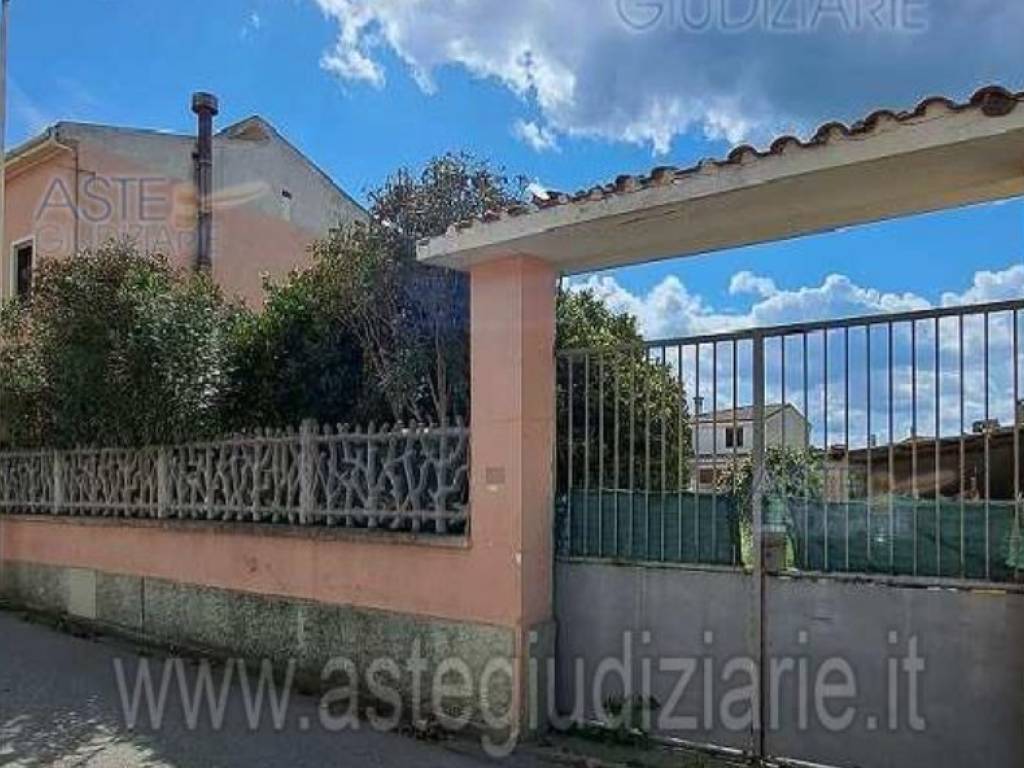 Villa a Barumini in Via Cagliari, 24 - Foto 2