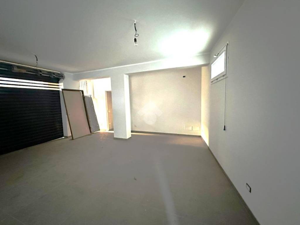 Box / garage a Bagheria in Via Cosimo Contorno, 2 - Foto 3