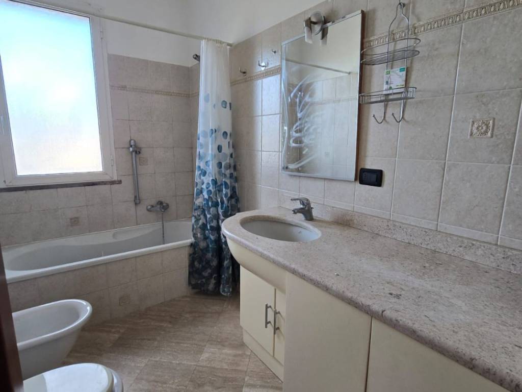 Appartamento a Albenga in Via San Calocero - Foto 3