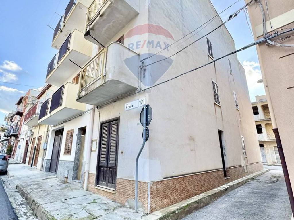 Appartamento a Cinisi in Via Roma, 90 - Foto 2