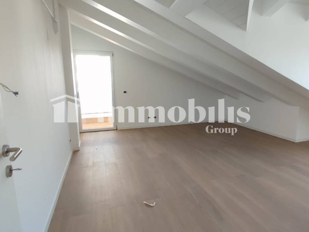 Appartamento a Collegno in Corso Francia, 187 - Foto 2