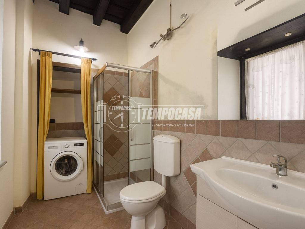 Appartamento a Pinerolo in Via Silvio Pellico 53 - Foto 2