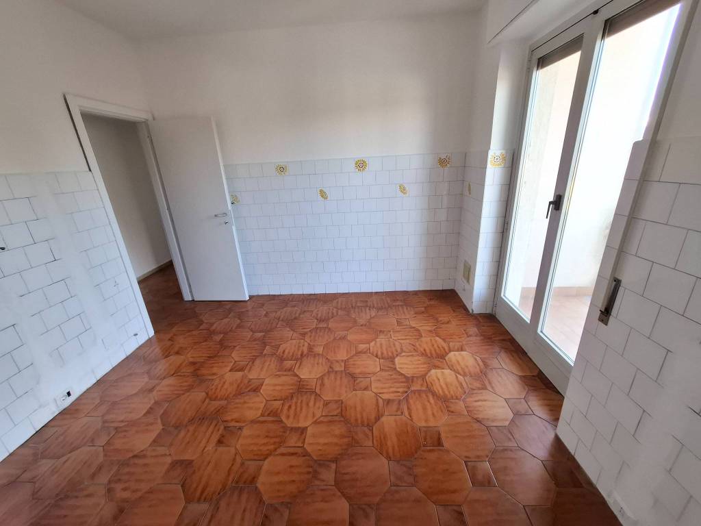 Appartamento a Vedano olona in Via Adua - Foto 3
