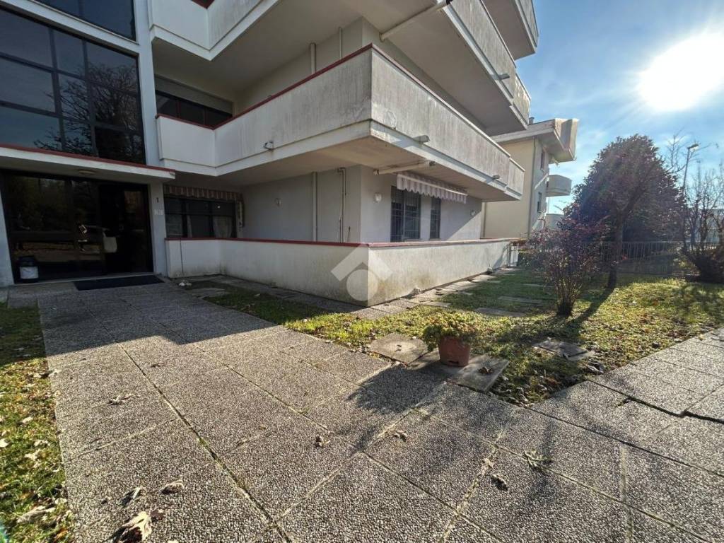 Appartamento a Rovigo in Via Antonio Salieri, 1 - Foto 2