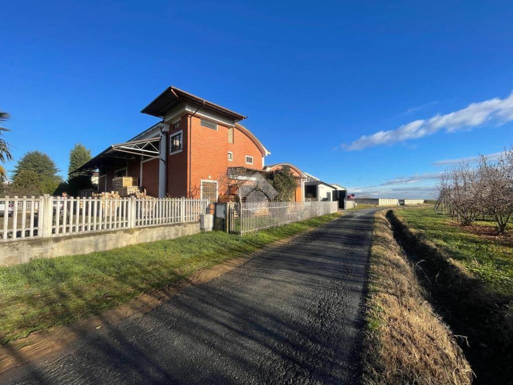 Immobile a Cavour in CAPANNONE VIA MARCHIERU', 14 - Foto 3