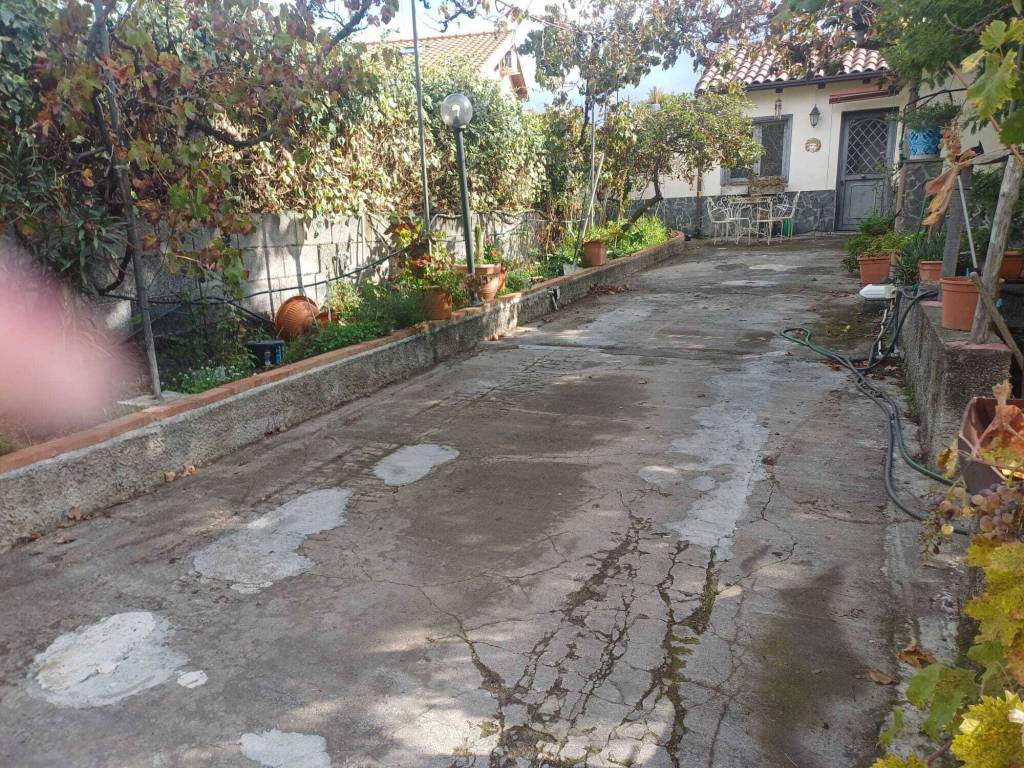 Terreno a Mascalucia in Via Friuli - Foto 5