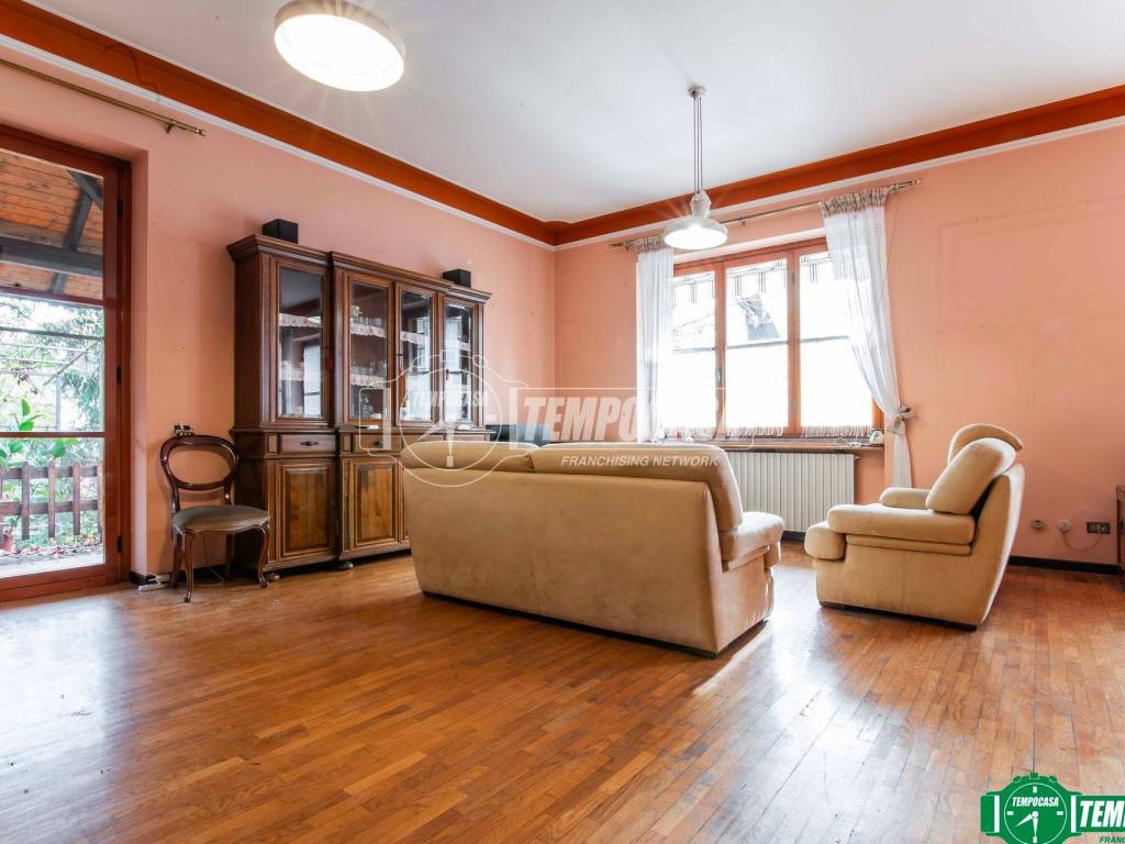Villa a Garbagnate milanese in Via Valli - Foto 3