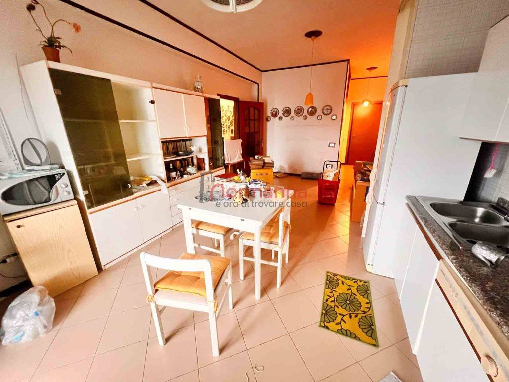 Appartamento a Castel volturno in Viale delle Acacie, 216 - Foto 2