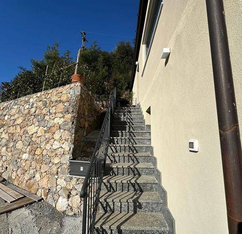 Casa indipendente a Quiliano in Via Becchi - Foto 5