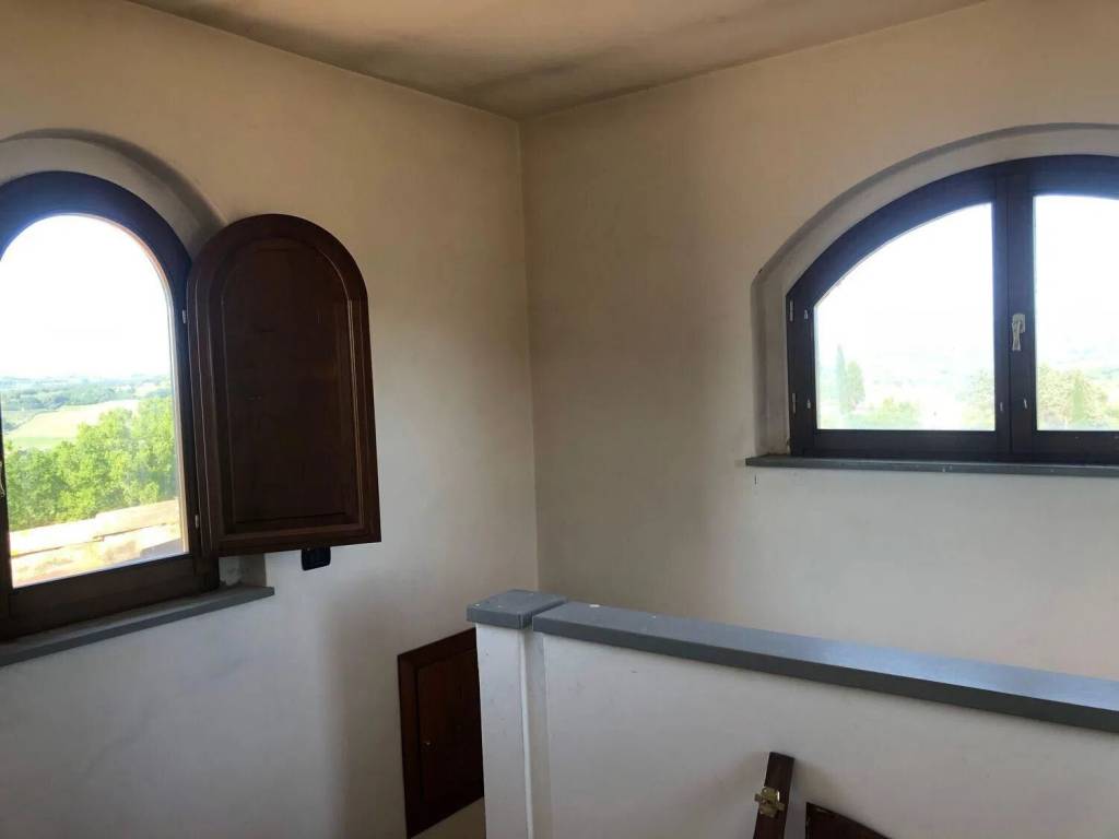 Villa a Poggibonsi in Località Montefalconi - Foto 5