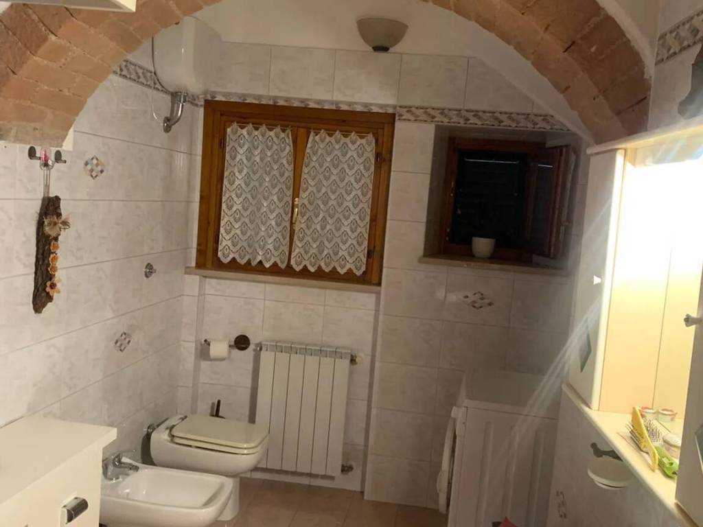 Appartamento a Poggibonsi in Via Firenze - Foto 5
