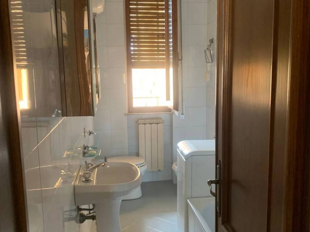 Appartamento a Poggibonsi in Via Di Borgaccio - Foto 3