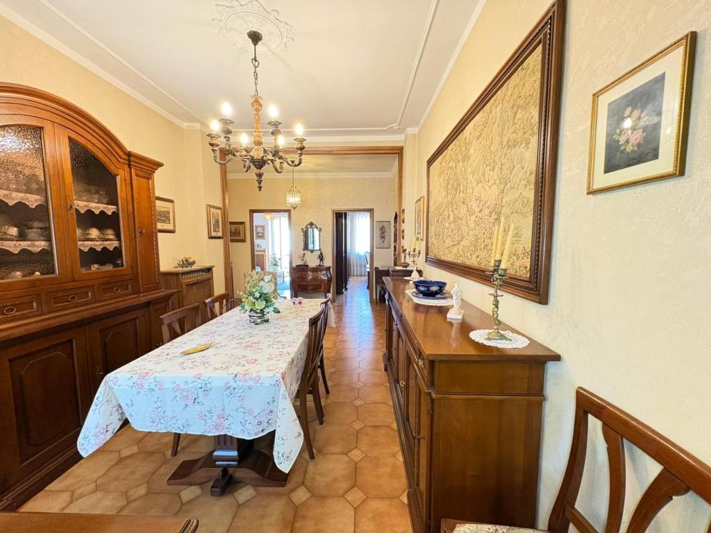 Appartamento a Pinerolo in Via De Rubeis - Foto 3