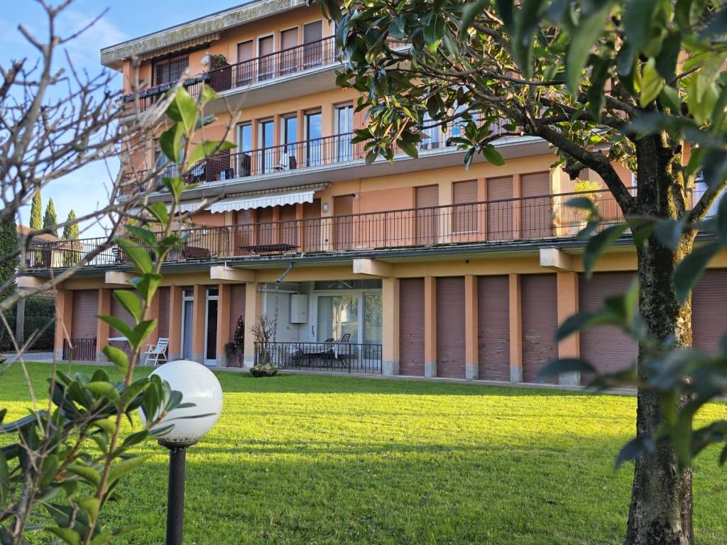 Appartamento a Sirmione in Via Lazzaretto, 52 - Foto 3