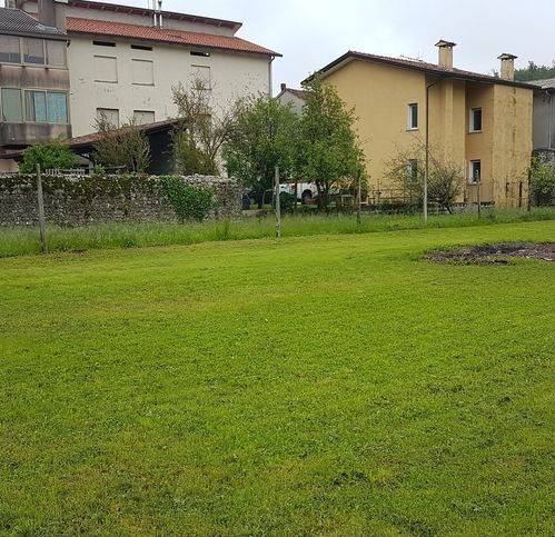 Terreno a Montereale valcellina in Via Caduti Della Resistenza - Foto 2