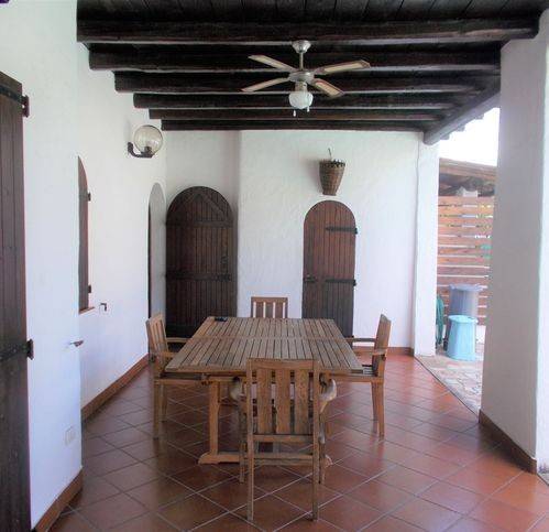 Casa indipendente a Quartu sant'elena in Via Stromboli - Foto 3