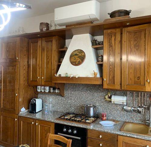 Appartamento a Poggibonsi in Via Pisana - Foto 2