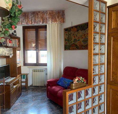 Appartamento a Poggibonsi in Via Pisana - Foto 4