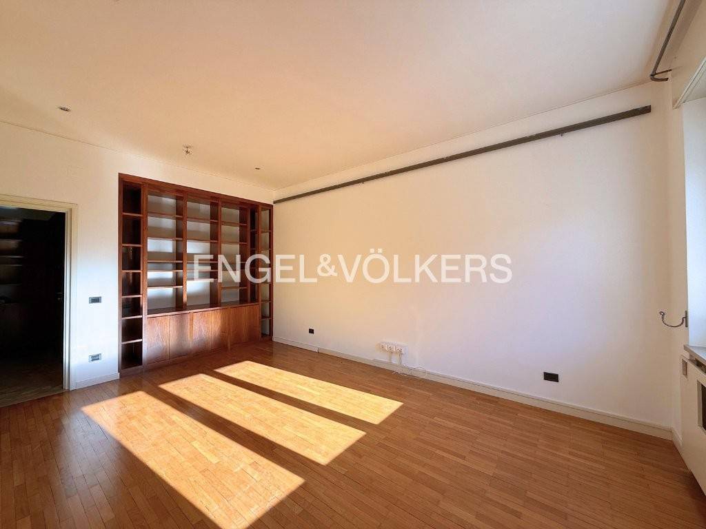 Appartamento a Parma in Via Camillo Rondani - Foto 4