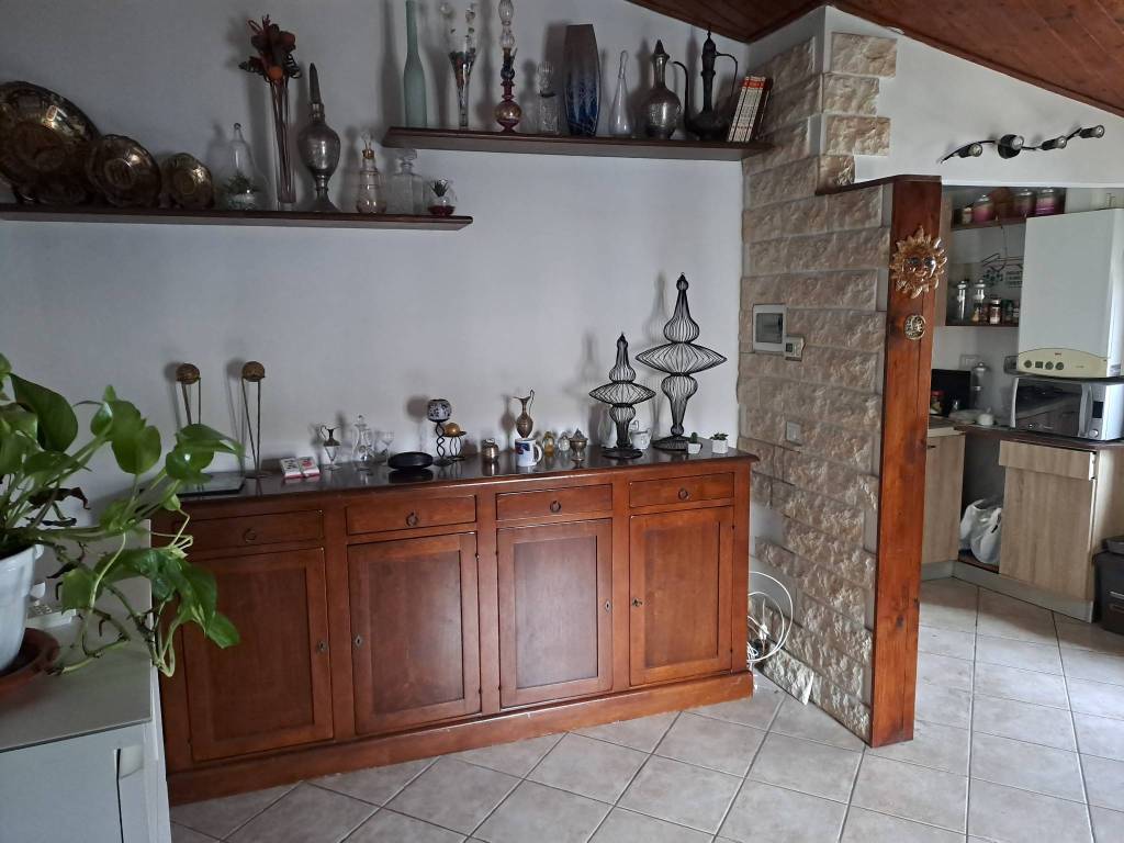 Appartamento a Campi bisenzio in Piazza Lanciotto Ballerini - Foto 4