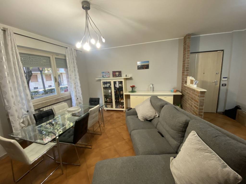 Appartamento a Alba in Corso Michele Coppino, 13 - Foto 4