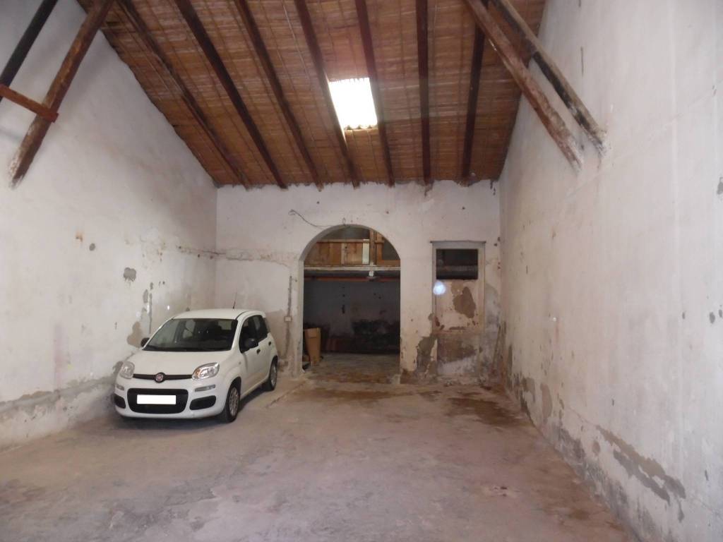 Box / garage a Floridia in Via Messina - Foto 3