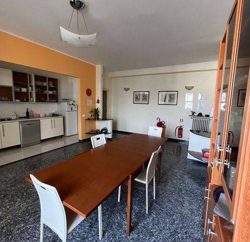 Appartamento a Mola di bari in Via Colombo 14 - Foto 4