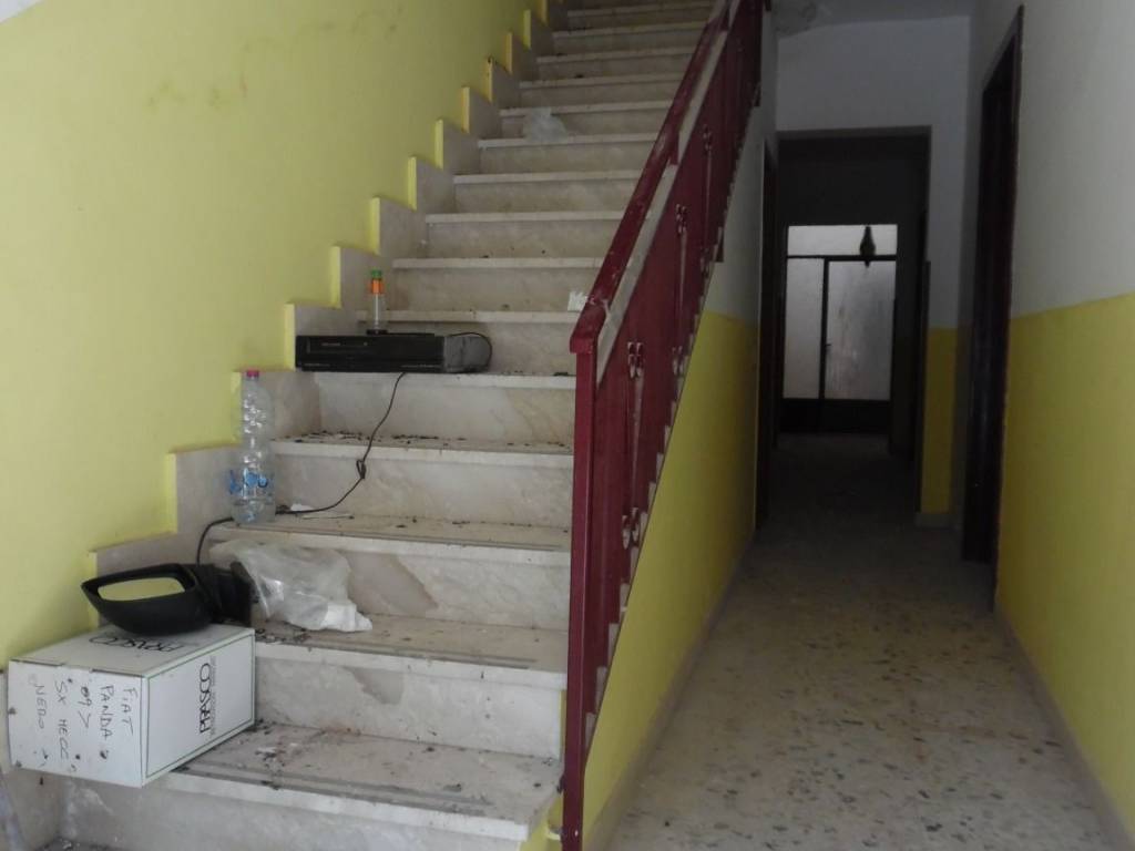 Casa indipendente a Floridia in Via Alessandro Manzoni - Foto 2