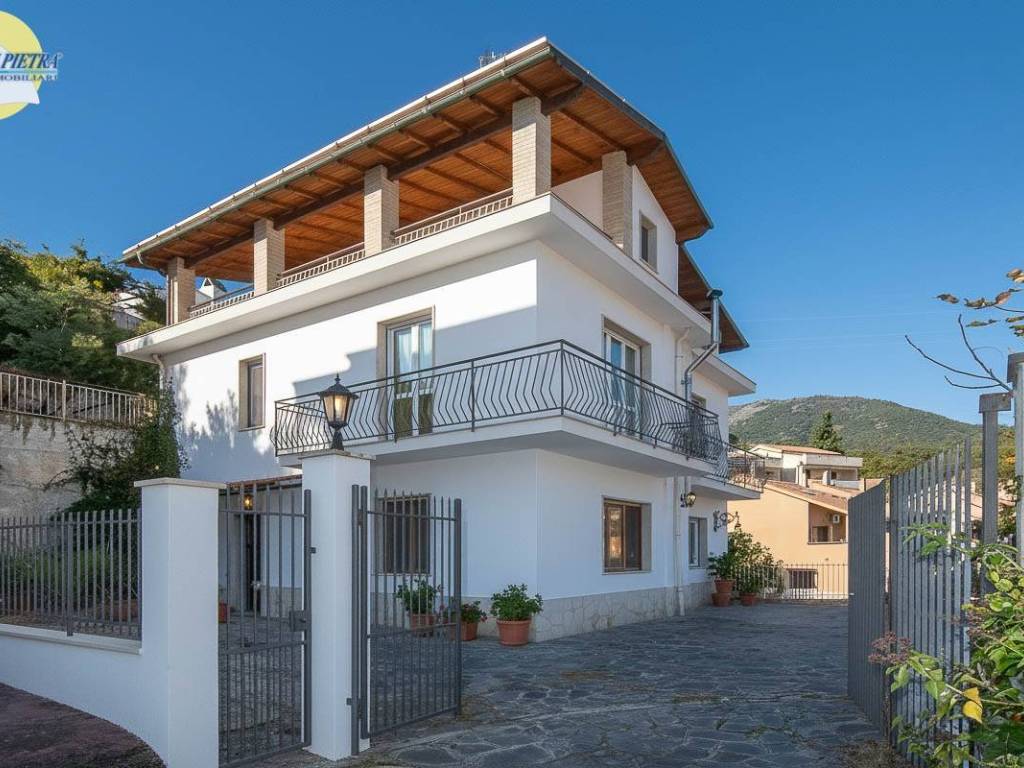 Villa a Boissano in Via Rive, 31 - Foto 2