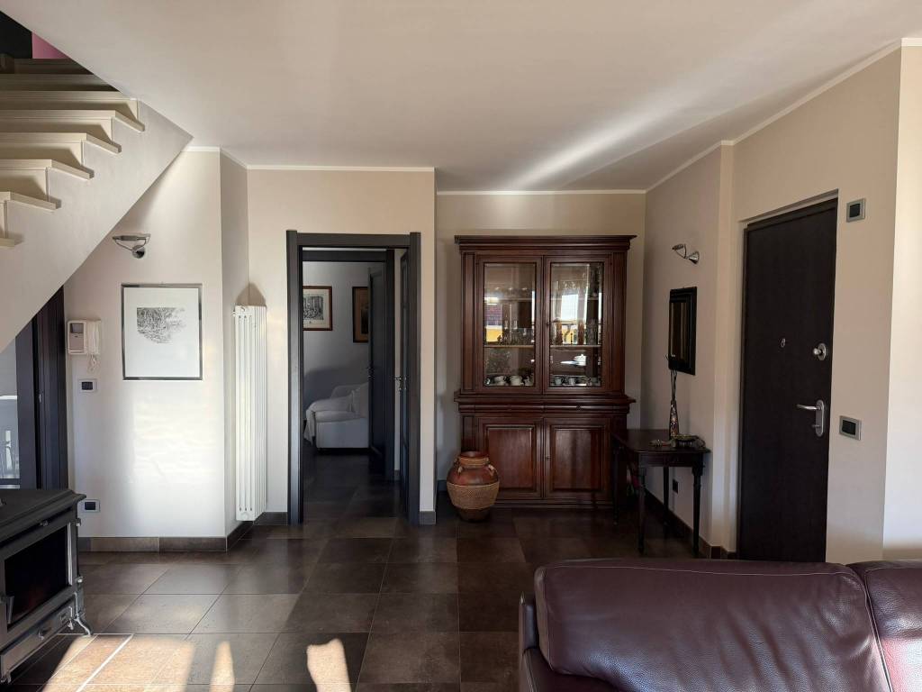 Attico / mansarda a Pinerolo in Via San Matteo, 16 - Foto 3
