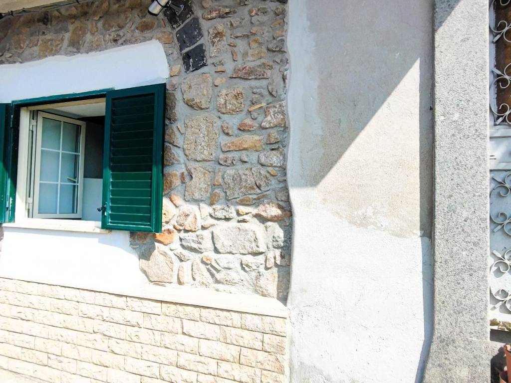 Casa indipendente a Roccamonfina in Via Quirini 2 - Foto 3