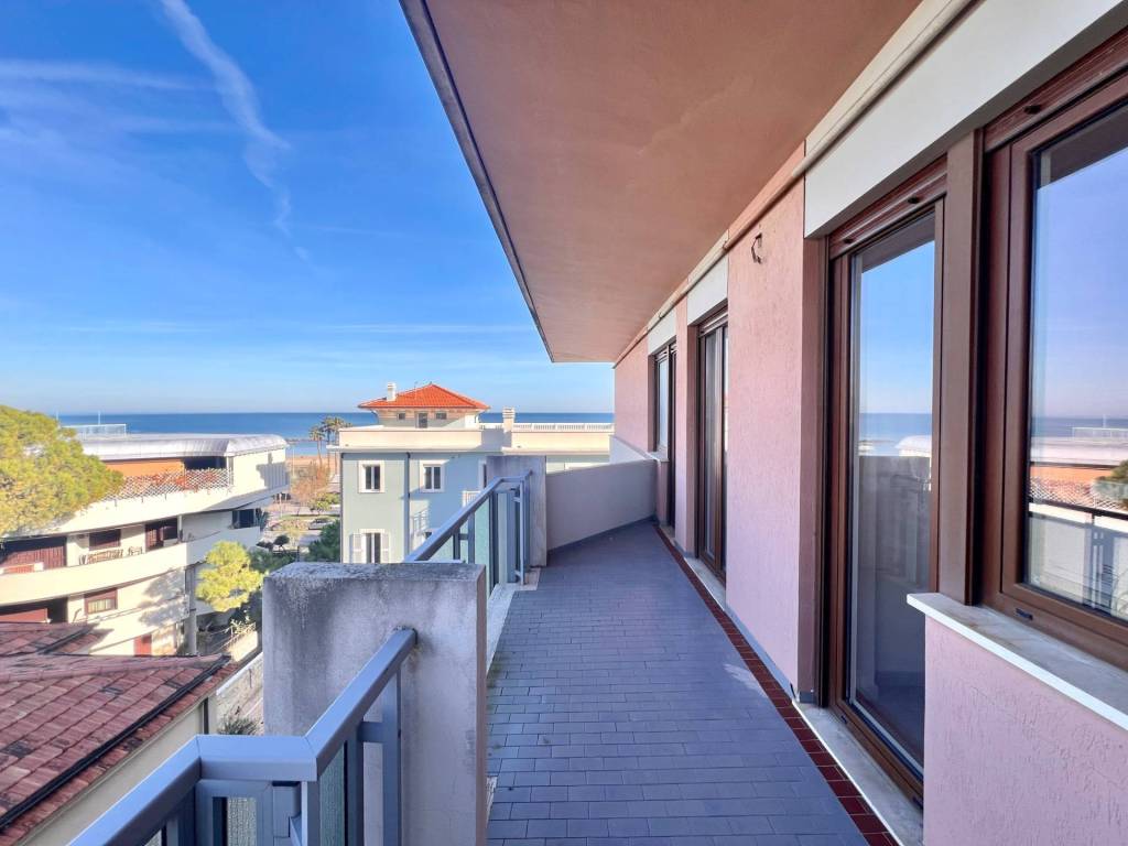 Appartamento a Pescara in via regina Elena, 92 - Foto 3
