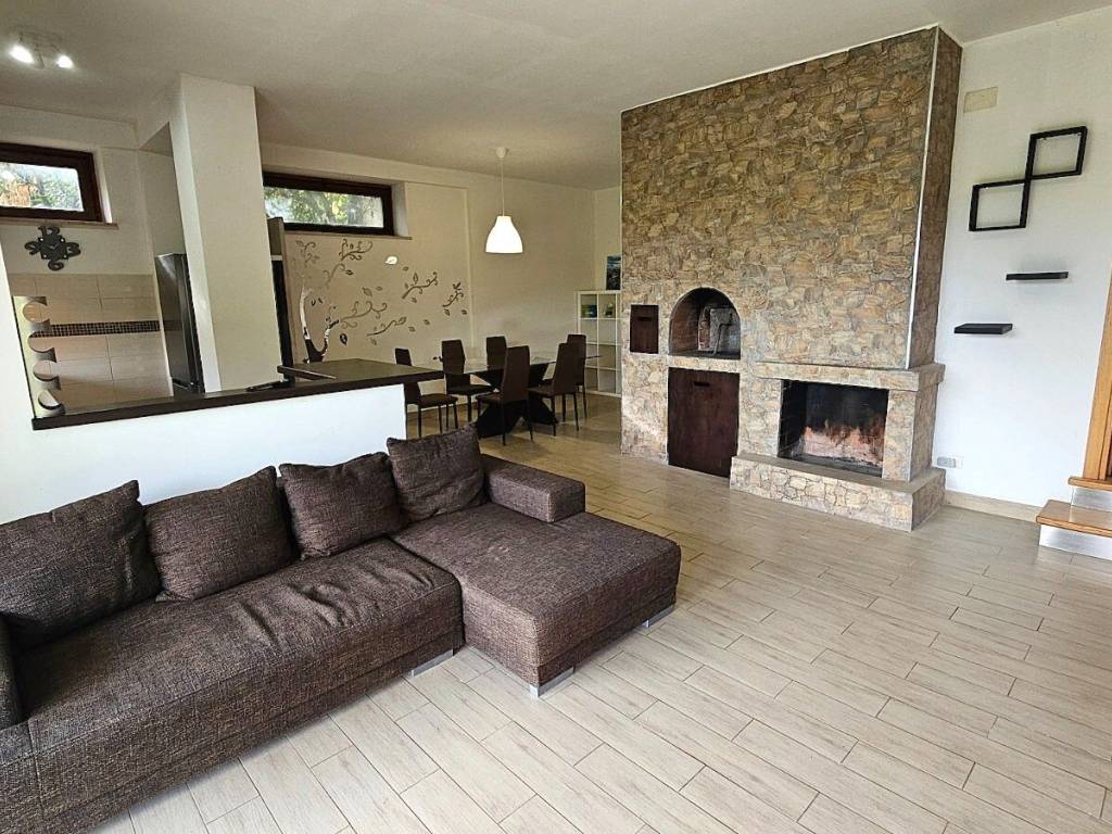 Villa a Supino in Via Colle Rosa - Foto 3