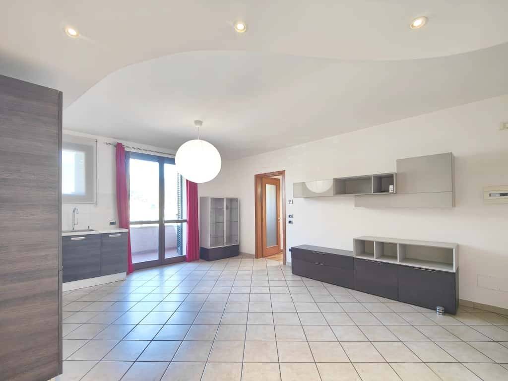 Appartamento a Calenzano in Via Mia Martini - Foto 4