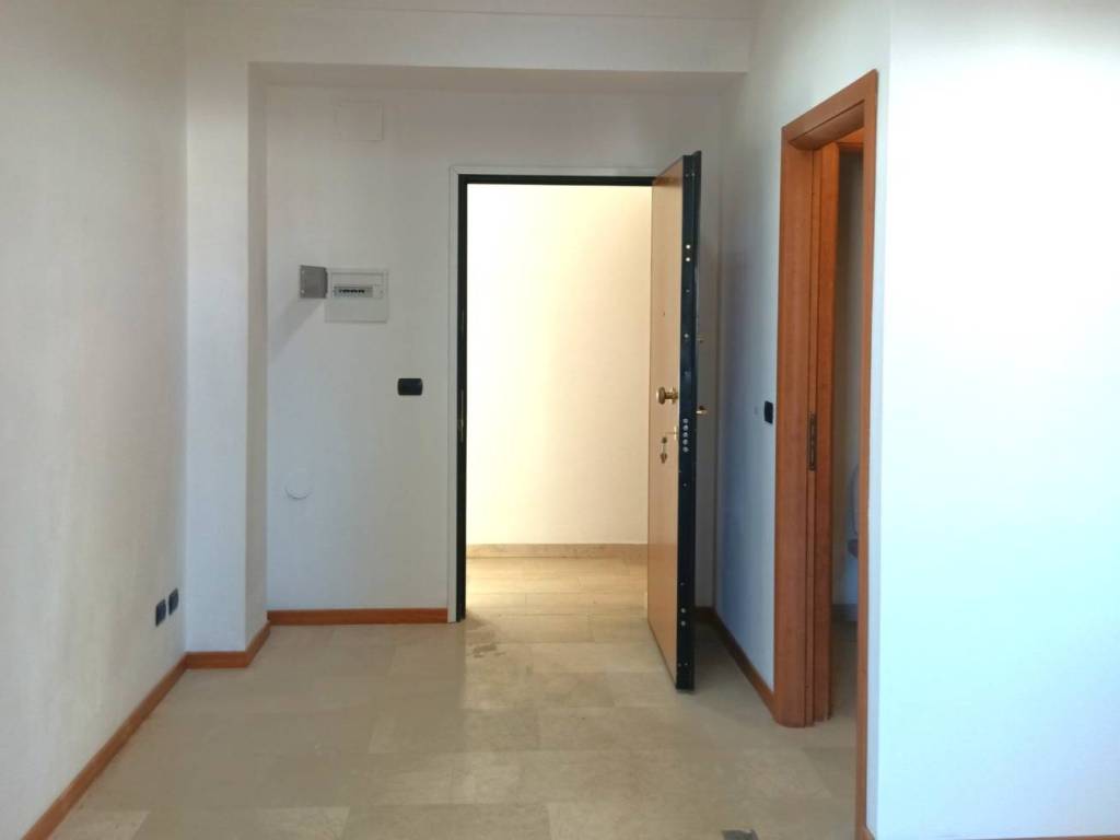 Appartamento a Pescara in Piazza Emilio Alessandrini, 25 - Foto 4